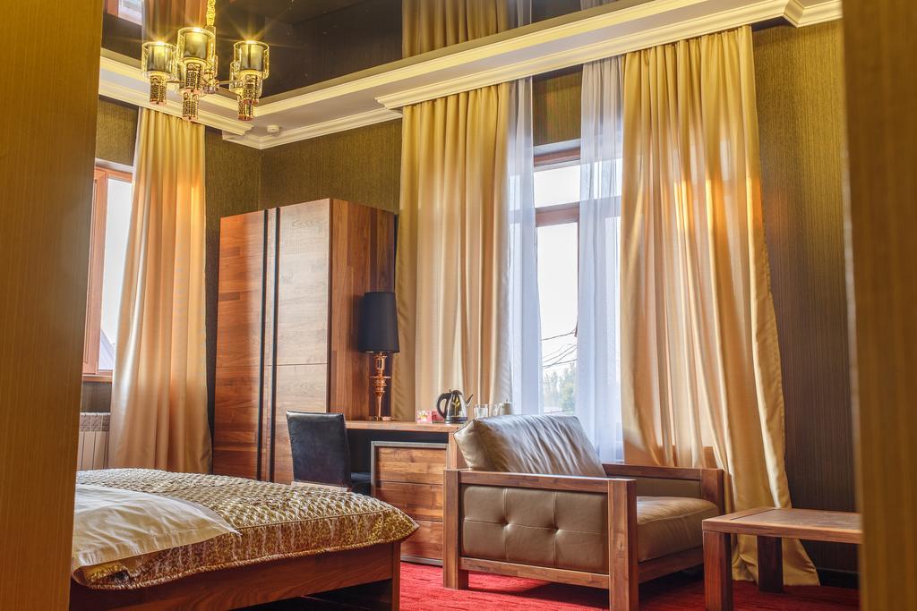 Astor Hotel & Spa Bishkek Room photo