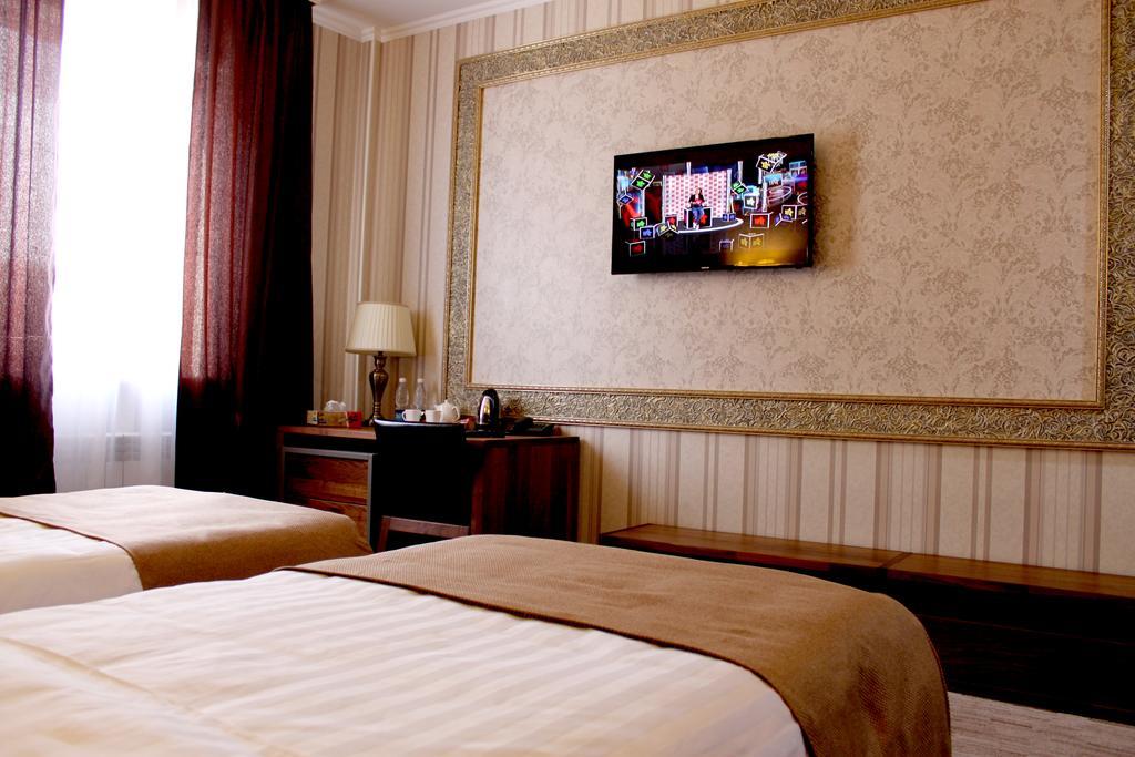 Astor Hotel & Spa Bishkek Exterior photo